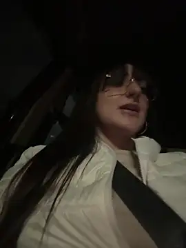 Snapshot of Megan_lu2 chatting on January 17, 1:15 am Megan lu2 online show from January 17, 1:15 am