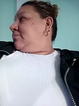 HORNY MATURE25 online show from February 28, 10:28 pm