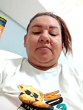 HORNY MATURE25 online show from November 18, 5:12 am