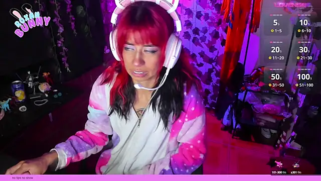 Roxanbunny1 online show from February 10, 4:30 am