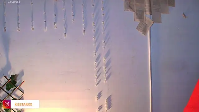 kisstarxxx online show from September 24, 3:32 am