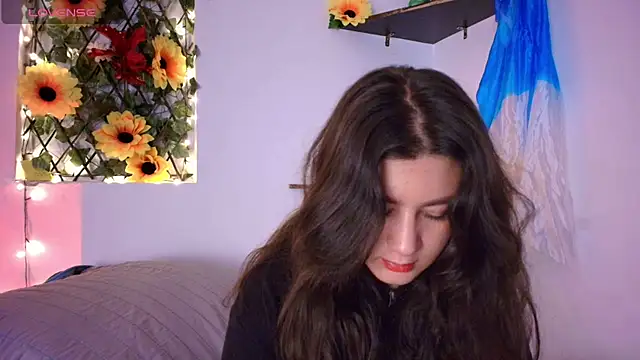 Snapshot of kisstarxxx chatting on February 24, 4:54 am kisstarxxx online show from February 24, 4:54 am