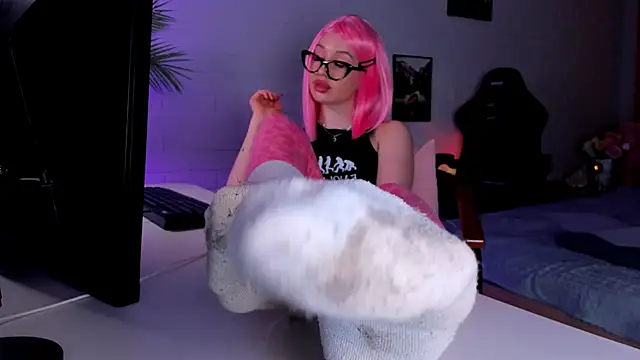 DorothyGilbert1 online show from March 6, 7:43 pm