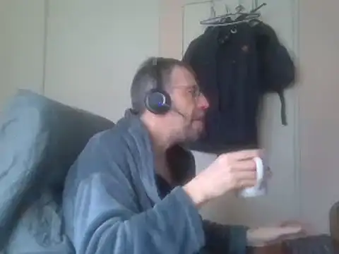 ptitcanard60600 online show from January 30, 4:13 pm