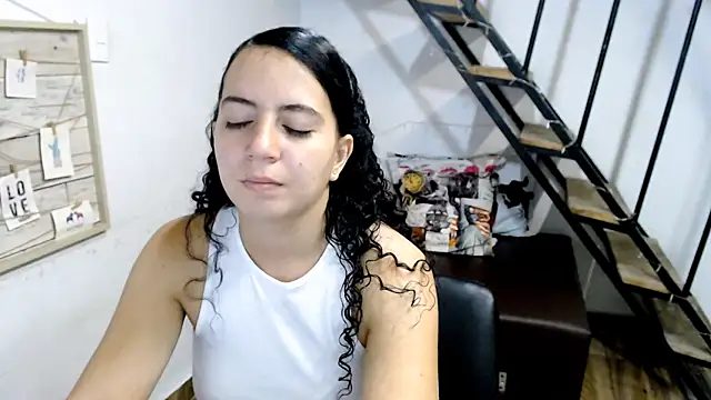 samantha baby  online show from March 12, 9:24 pm