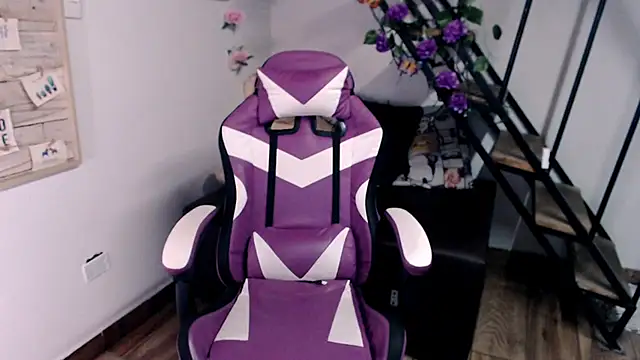 samantha baby  online show from February 14, 9:11 pm