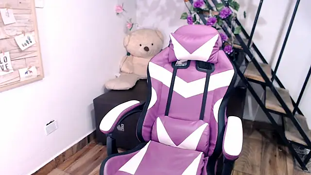 Snapshot of samantha_baby_ chatting on March 3, 5:08 pm samantha baby online show from March 3, 5:08 pm