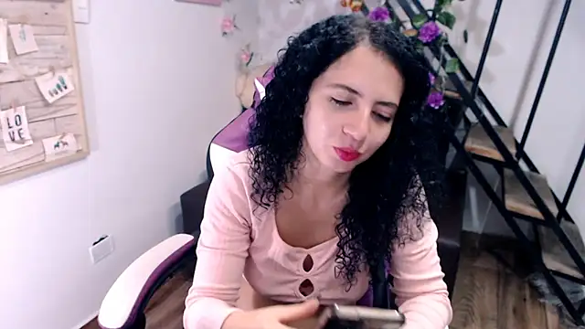 Snapshot of samantha_baby_ chatting on March 5, 3:52 pm samantha baby online show from March 5, 3:52 pm