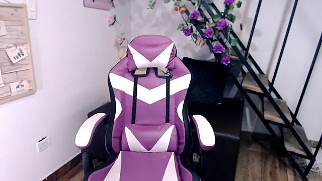 Snapshot of samantha_baby_ chatting on March 7, 6:05 pm samantha baby online show from March 7, 6:05 pm