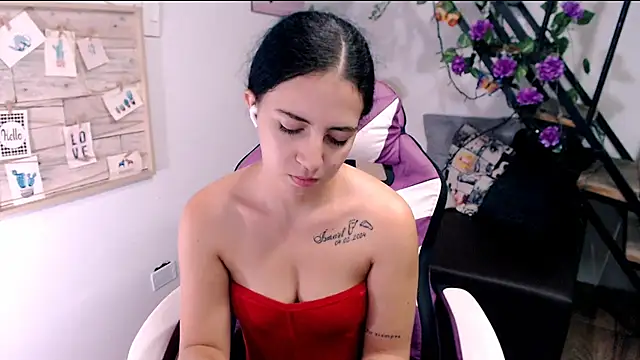 Snapshot of samantha_baby_ chatting on April 27, 2:04 pm samantha baby online show from April 27, 2:04 pm