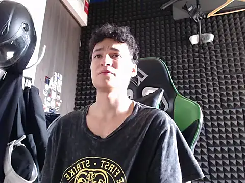 Curly Angel24 online show from March 3, 3:07 pm