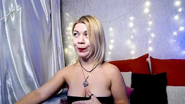 LILU MS online show from March 20, 12:11 pm