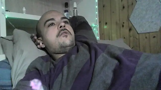 Snapshot of ItalianVinDiesel chatting on September 28, 8:20 am ItalianVinDiesel online show from September 28, 8:20 am