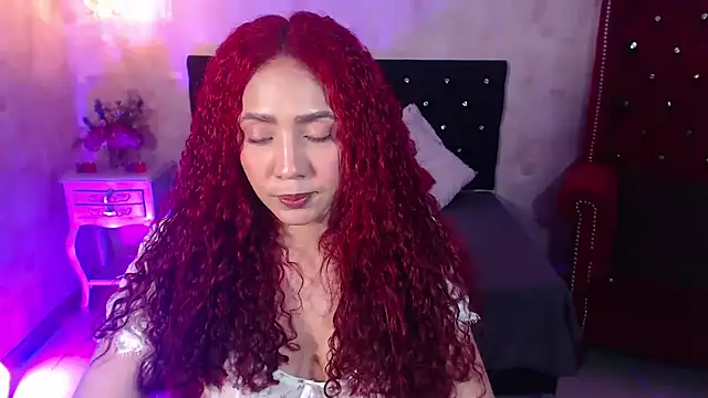 IsabelaLatina online show from July 5, 3:34 am
