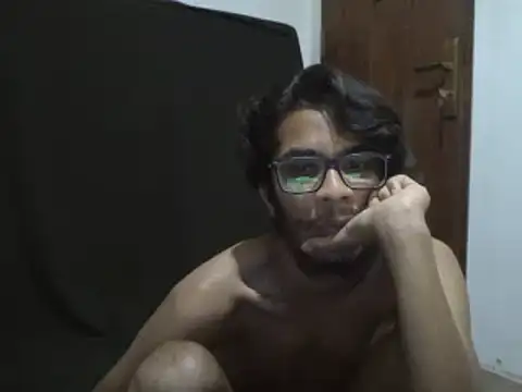 Snapshot of kushan_Madu chatting on December 28, 2:21 pm kushan Madu online show from December 28, 2:21 pm