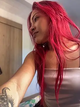 Snapshot of ari_sexy1 chatting on May 3, 9:43 pm ari sexy1 online show from May 3, 9:43 pm