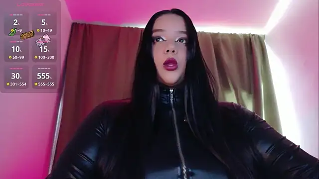 Snapshot of MistressMeg4n chatting on April 25, 9:34 pm MistressMeg4n online show from April 25, 9:34 pm