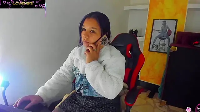 Charis 21 online show from February 10, 7:18 pm