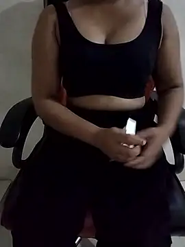 Jenifar- online show from April 24, 3:25 pm