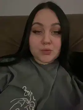 Snapshot of ihaveasecret_ chatting on December 13, 6:38 pm ihaveasecret  online show from December 13, 6:38 pm