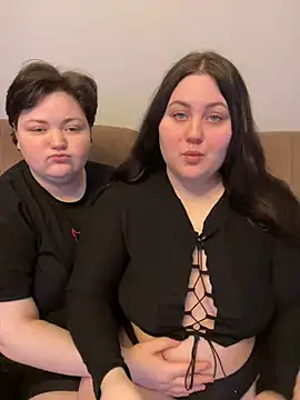 Snapshot of ihaveasecret_ chatting on January 14, 8:31 am ihaveasecret  online show from January 14, 8:31 am