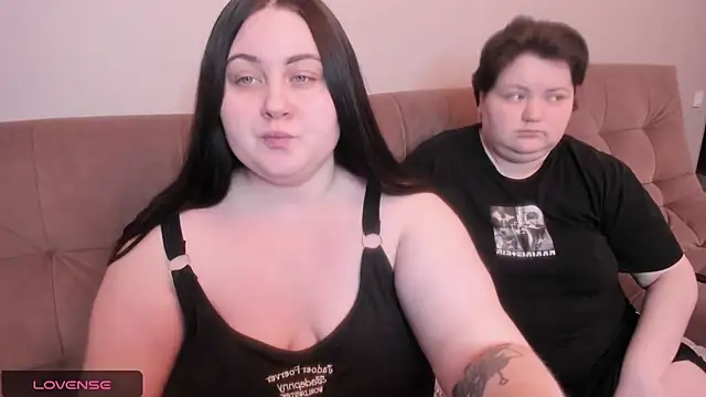 Snapshot of ihaveasecret_ chatting on January 18, 7:26 pm ihaveasecret  online show from January 18, 7:26 pm