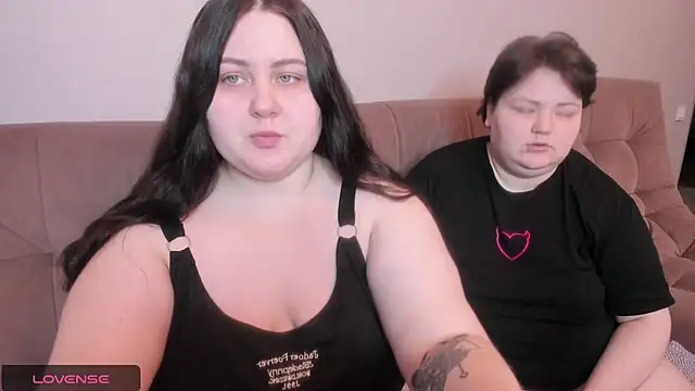 Snapshot of ihaveasecret_ chatting on January 19, 4:14 pm ihaveasecret  online show from January 19, 4:14 pm