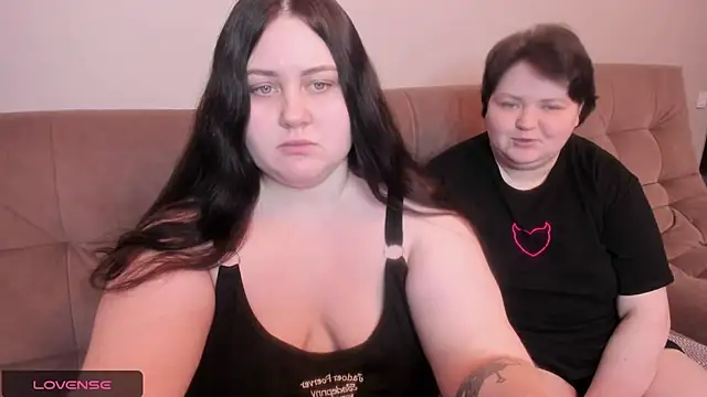 Snapshot of ihaveasecret_ chatting on January 20, 8:07 pm ihaveasecret  online show from January 20, 8:07 pm