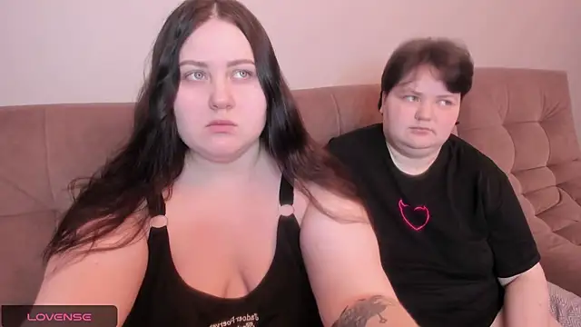 Snapshot of ihaveasecret_ chatting on January 24, 8:00 pm ihaveasecret  online show from January 24, 8:00 pm