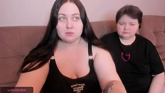 Snapshot of ihaveasecret_ chatting on January 25, 1:21 am ihaveasecret  online show from January 25, 1:21 am