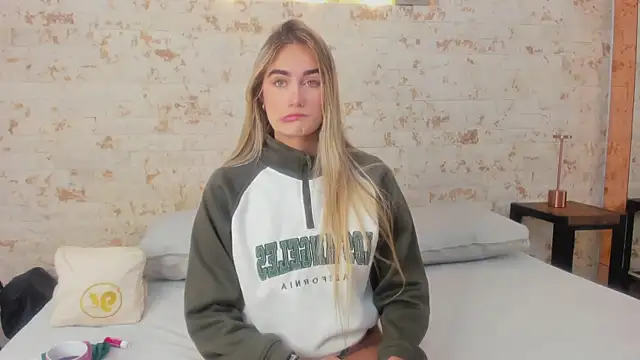 maryy campbell  online show from February 25, 10:58 am