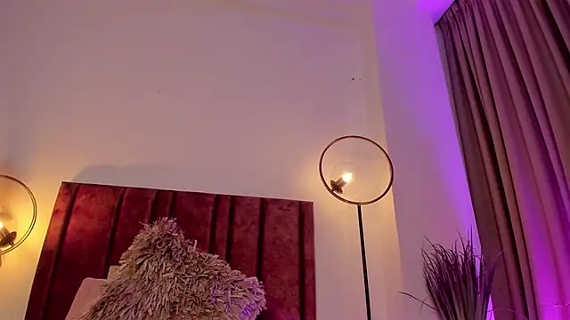 NoraDasilva online show from January 14, 12:22 am