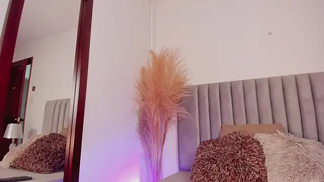 NoraDasilva online show from February 27, 12:43 am