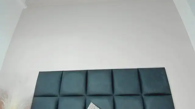 NoraDasilva online show from September 22, 11:18 pm