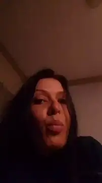 Snapshot of michelle105 chatting on June 19, 12:48 am michelle105 online show from June 19, 12:48 am