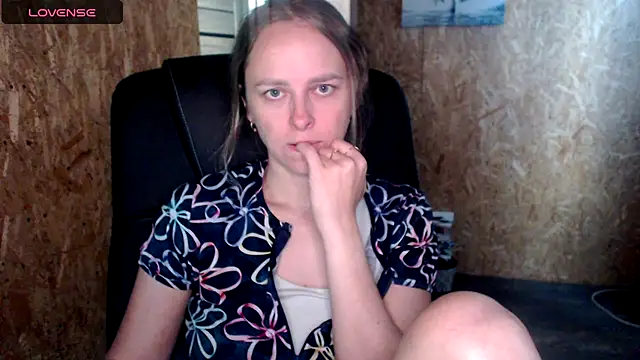 Snapshot of las_sweet chatting on July 24, 11:52 am las sweet online show from July 24, 11:52 am