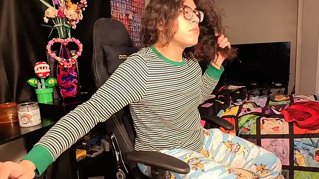 ShinyCherub online show from February 24, 8:38 am