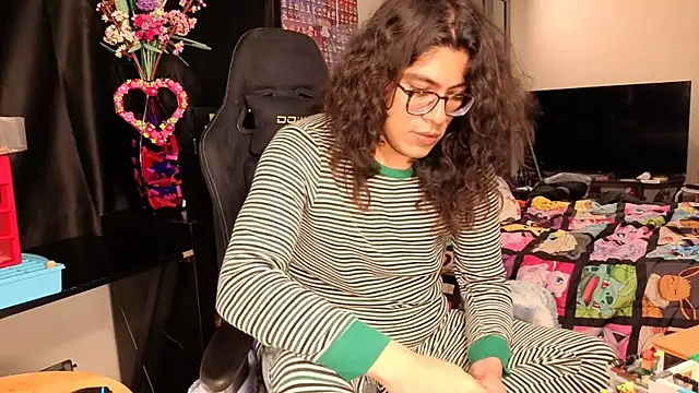 ShinyCherub online show from March 12, 8:52 pm