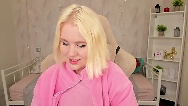 art lovee online show from January 27, 1:05 am