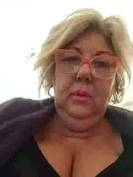 Snapshot of Merilulla chatting on January 31, 12:29 pm Merilulla online show from January 31, 12:29 pm