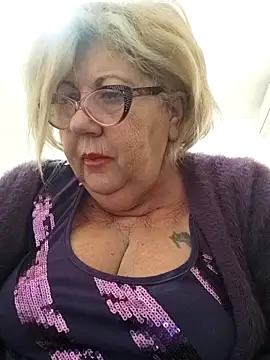 Snapshot of Merilulla chatting on March 12, 9:02 am Merilulla online show from March 12, 9:02 am