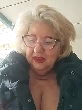 Snapshot of Merilulla chatting on March 14, 2:19 pm Merilulla online show from March 14, 2:19 pm