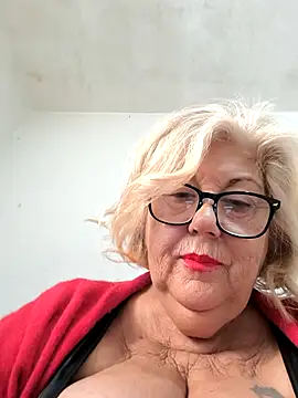 Merilulla online show from November 8, 1:44 pm