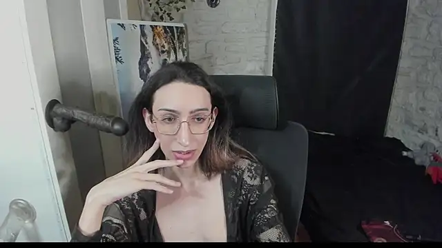 Snapshot of Mayala__ chatting on March 9, 11:25 pm Mayala   online show from March 9, 11:25 pm