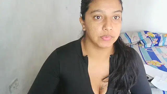 almaswan1 online show from February 10, 1:22 pm