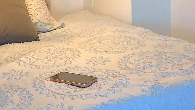 KeryHillson online show from November 5, 12:16 pm