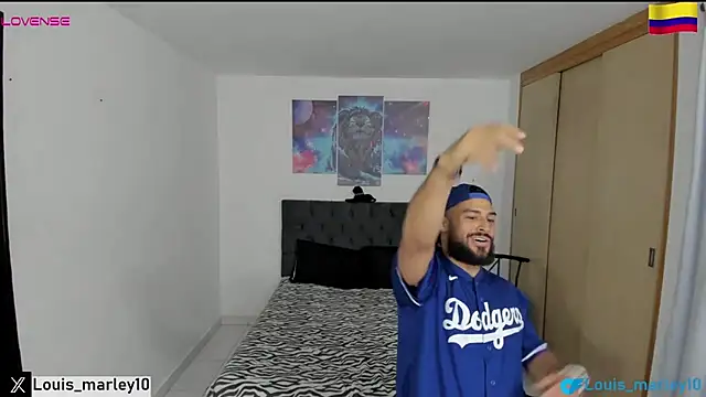 Louis marley   online show from January 20, 11:21 pm