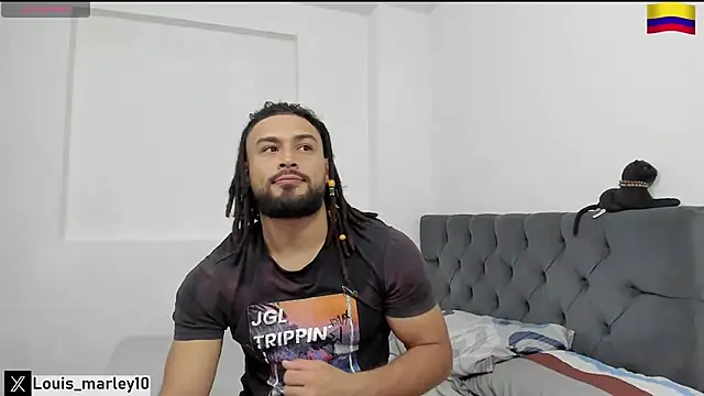 Snapshot of Louis_marley__ chatting on June 12, 7:24 pm Louis marley online show from June 12, 7:24 pm
