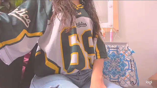 MYFAVOURITESTRAGER online show from April 10, 9:08 pm