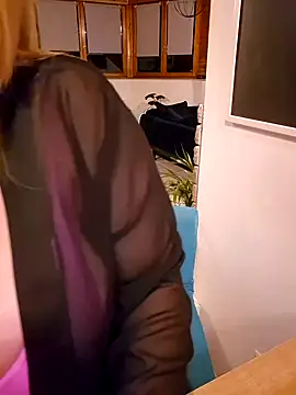 Isabellaa04 online show from February 27, 6:42 pm